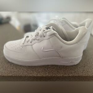 Nike Women’s All-White Sneakers - Never worn